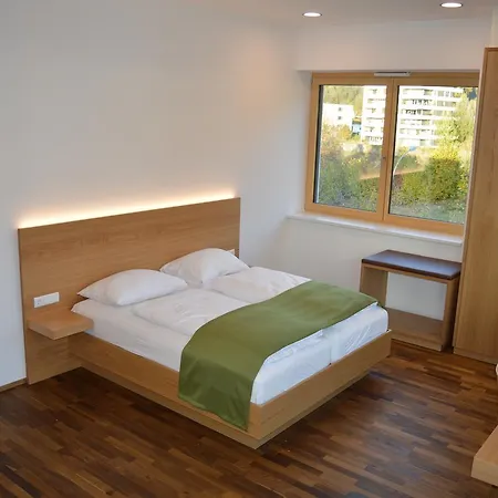 Business Hotel